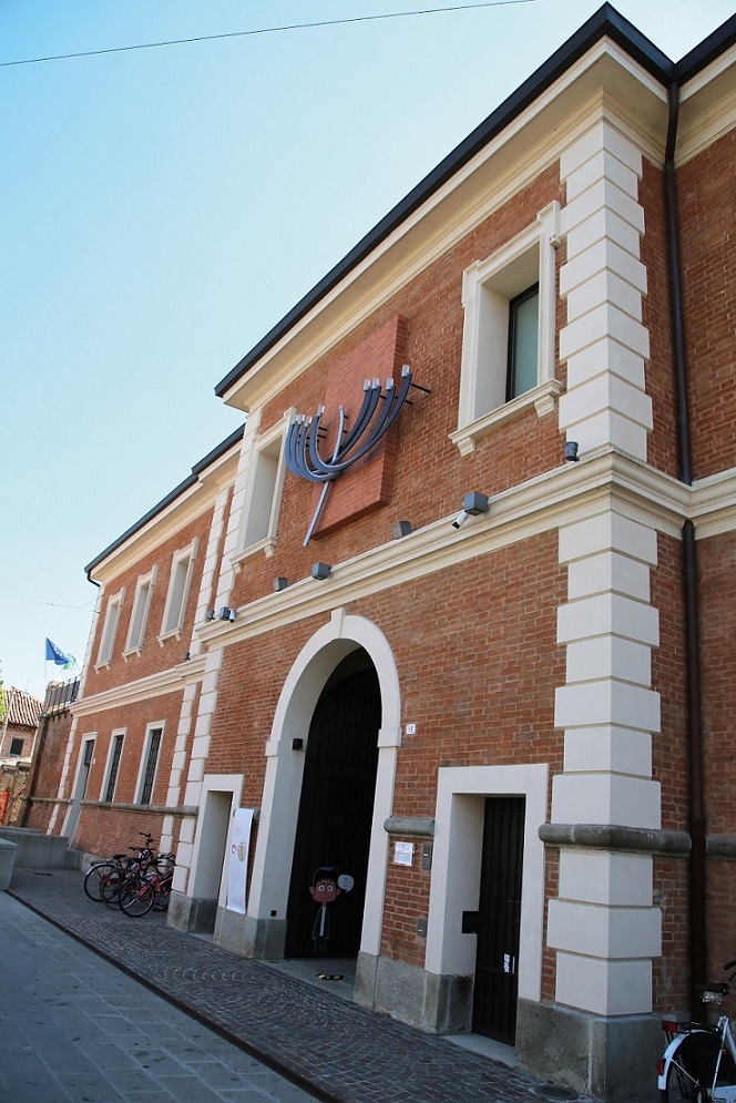 2. L'ingresso dell'ex carcere